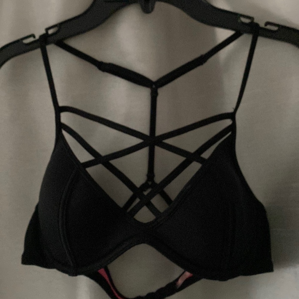 VS Strappy bathing suit top